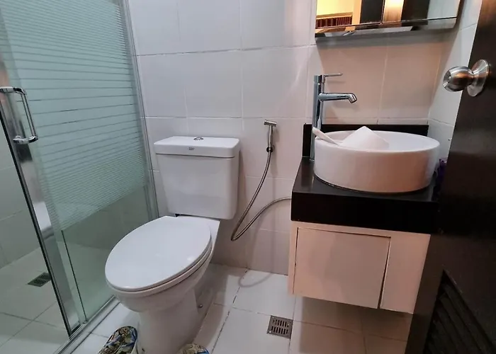 Apartamento 2br With 2 Balconies And Pool In Pasig